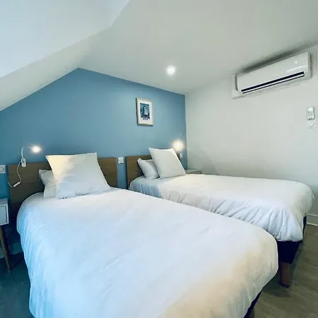 * Adelaide * Opera * Apartment Vichy