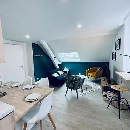 * Adelaide * Opera * 公寓