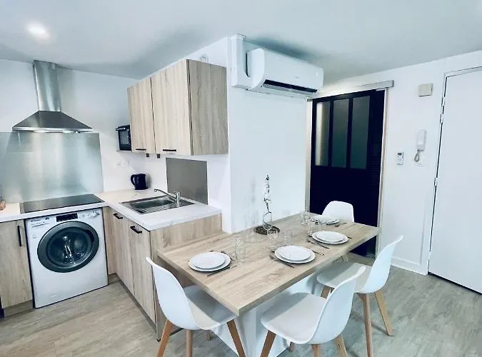 * Adelaide * Opera * * Виши