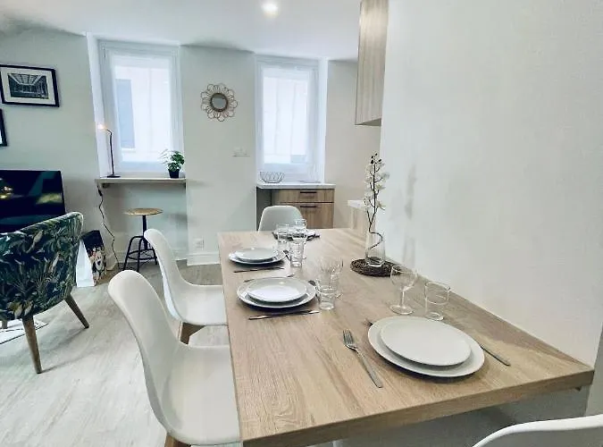 * Adelaide * Opera *