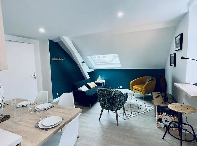 * Adelaide * Opera * Apartament